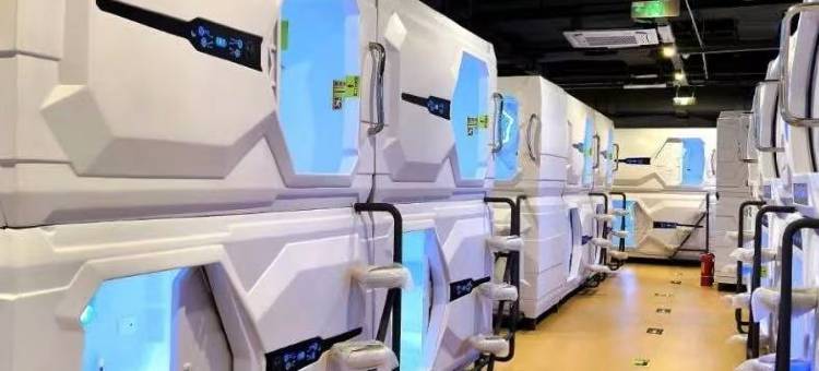 成都天府机场眯一会太空舱酒店图片
