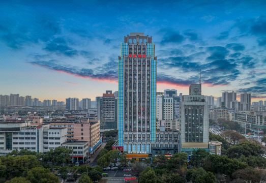 天町未来酒店（吉安人民广场店）外景图