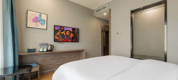 尚品怡家酒店(西安外事学院丈八北路地铁站店)图片