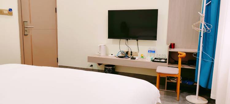 浩坤湖半山渡民宿(浩坤码头店)图片