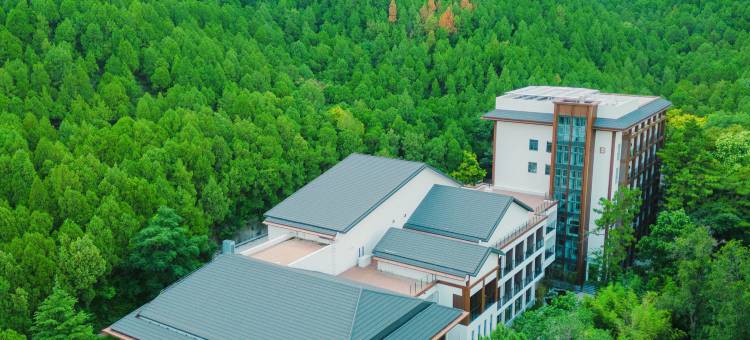 云华四季村大酒店(四门塔景区店)图片
