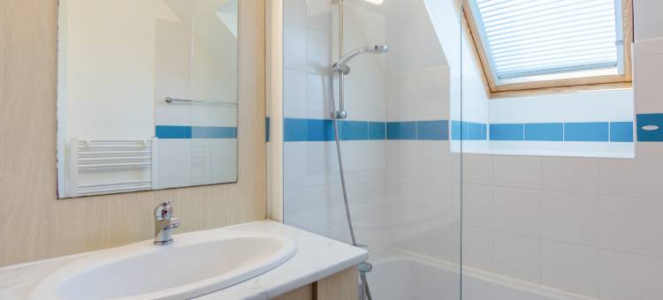 庞特雷普拉日范肯赛尔乐思特莱斯酒店(Vacancéole - Résidence les Terrasses de Pentrez-Plage)图片