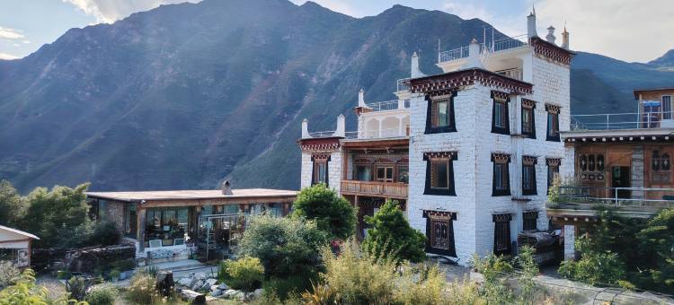 丹巴空山民宿(中路藏寨店)图片