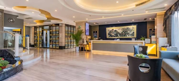 名辰假日酒店(北京顺义理想汽车基地店)图片