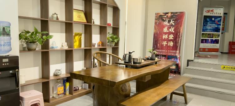 御悦民宿(凤凰古城虹桥店)图片