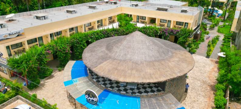 巴卡达吉酒店(Bakadaji Hotel)图片