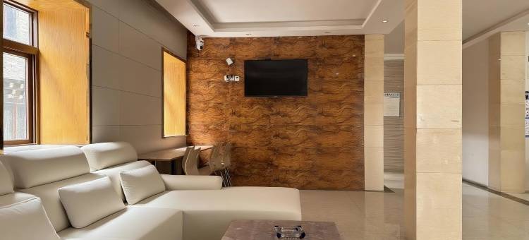 稻城亚丁象牙山假日酒店图片