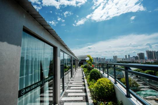 凤南|雲麓 PHOENIX SOUTH CLOUD LU酒店(昭通机场望海文化公园店)图片