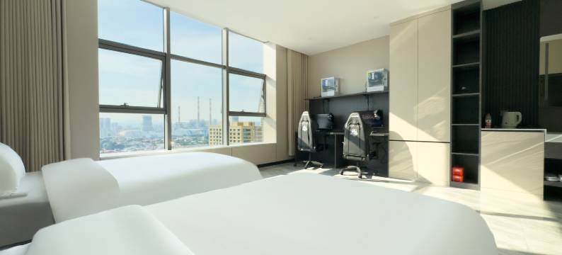 尖峰·悦电竞酒店(邯郸智汇谷天鸿广场店)图片