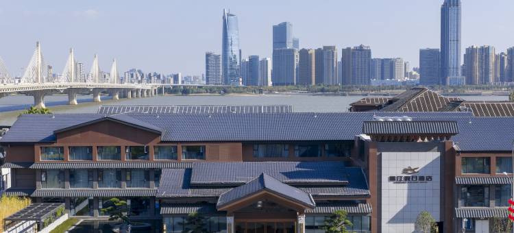 南昌赣江假日酒店(红谷滩摩天轮店)图片