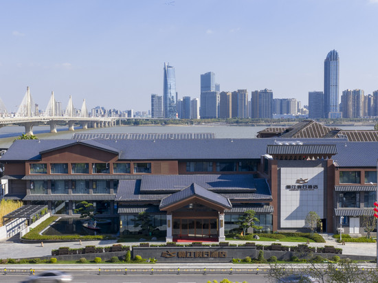 南昌赣江假日酒店(红谷滩摩天轮店)