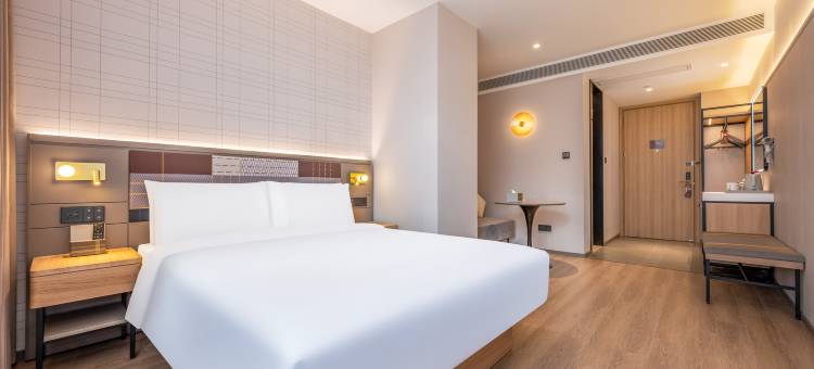 如家精选酒店(乌鲁木齐国际大巴扎人民电影院店)图片