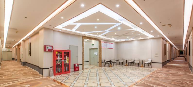 奈图·亚特蓝轻居酒店(佛山伟创汇广场店)图片