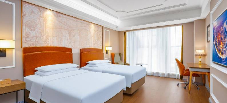 维也纳国际酒店(昆明广福路爱琴海购物公园店)图片