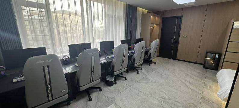 云端壹号电竞酒店图片