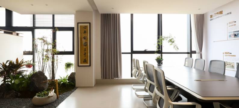 安曼·天空之城民宿(衢州坤德金佰汇广场店)图片