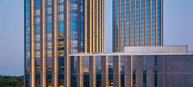 万达美华轻尚酒店(石家庄东站朝晖桥地铁站店)图片