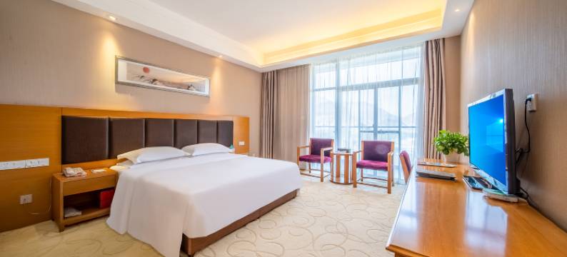 岚皋南宫山大酒店图片