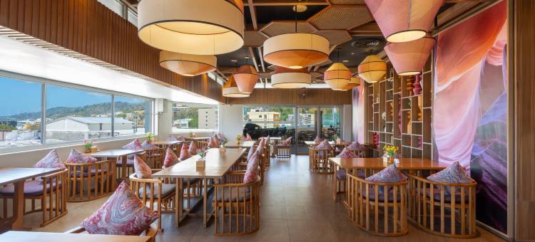 普吉岛芭东旅程中心美居酒店(Mercure Phuket Patong Journeyhub)图片