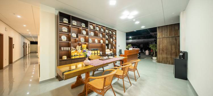 景迈向云端·漫|云暮·布朗文化民宿(芒景蜂王树店)图片