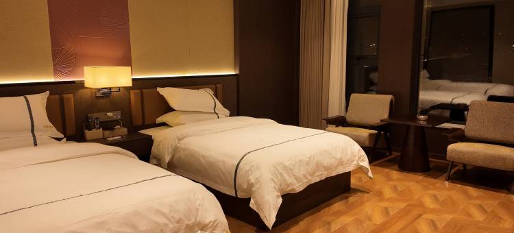 河南县夏马尔文旅酒店图片