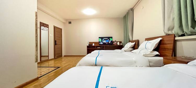 鲁鑫酒店(顺兴北路顺平汽车站店)图片