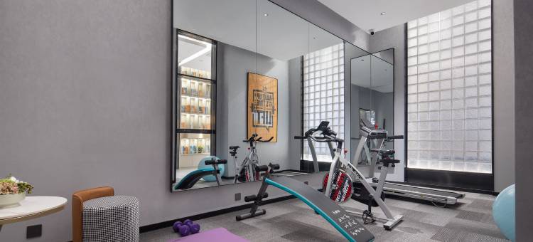 欢漫酒店(怀化火车站新天地广场店)图片