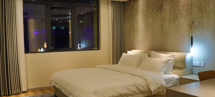 城口光影主题酒店图片