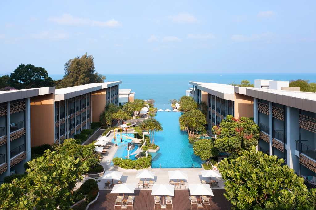 Renaissance Pattaya Resort & Spa Over view