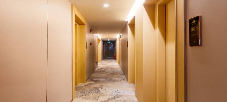 深圳万晟行政公寓(龙华元芬地铁站店)图片