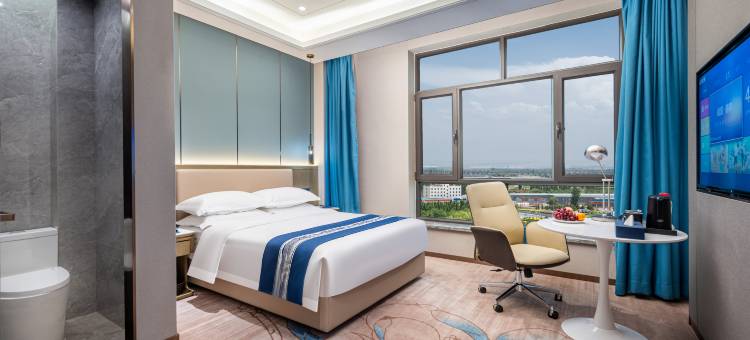 建诚假日酒店图片