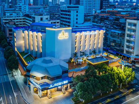 美豪酒店(昆明火车站北京路北广场店)