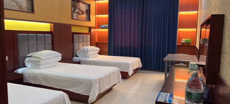 武乡红星杨快捷酒店(八路军太行纪念馆店)图片