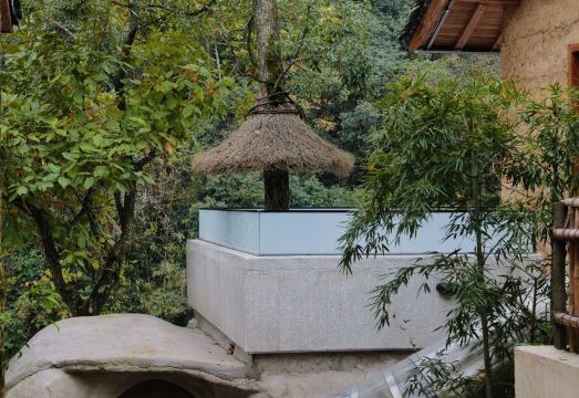 安吉红山楂农场度假酒店外景图