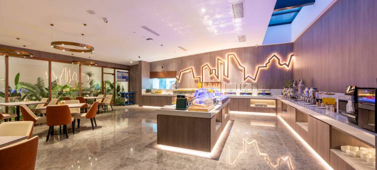 朗丽兹酒店(莱阳万达广场高铁站店)图片