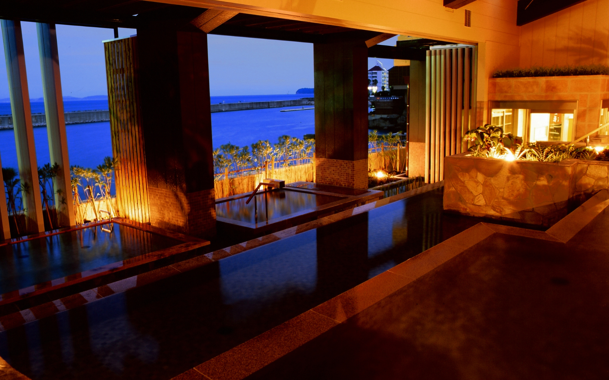 Hotel New AwajiHotel Overview