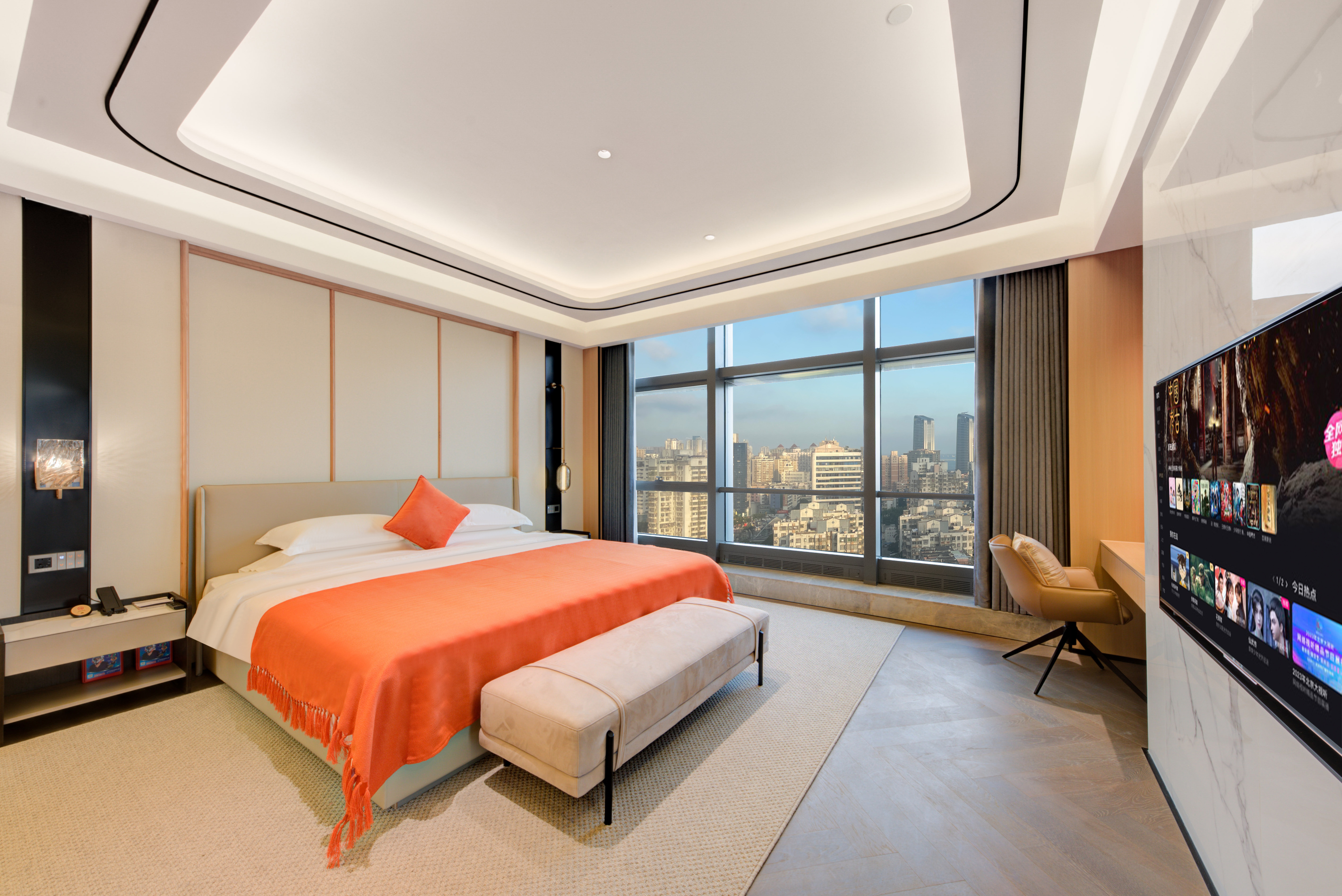 Zhuhai Elephant to the HotelHotel Overview