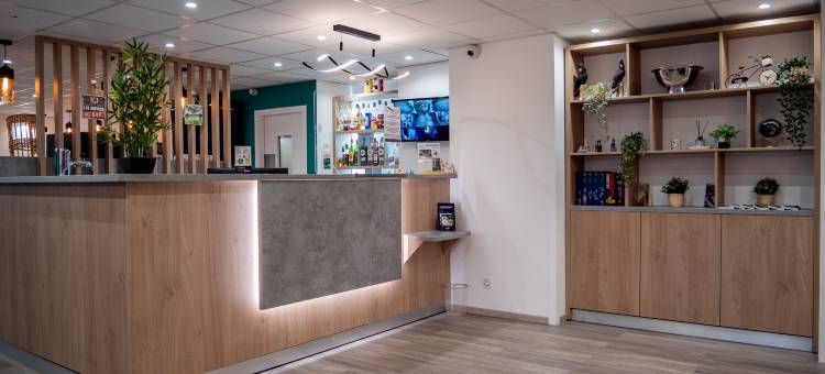 法国蓝色餐厅酒店(Contact Hotel Restaurant Bleu France - Eragny Cergy)图片