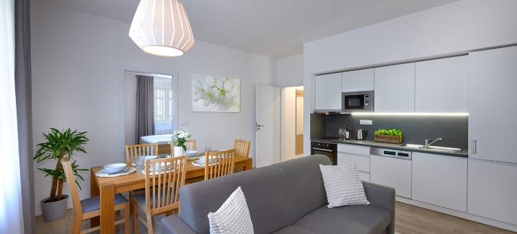 贝罗约尔斯卡市中心套房酒店(DownTown Suites Belohorska)图片