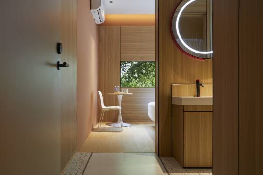 dìlì玓𬍛酒店(廊坊新朝阳购物中心北华航天大学店)