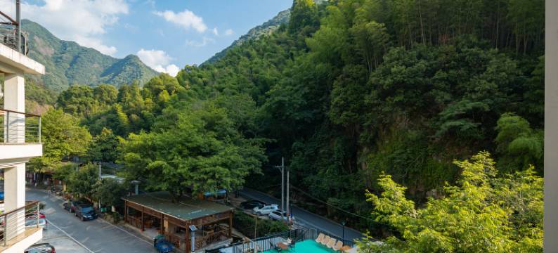 桐庐白云源枫林春水图片