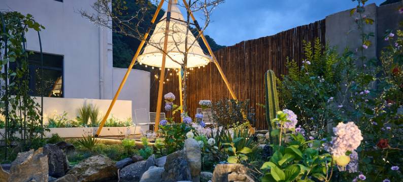 神农架岚山喃设计师民宿(大九湖坪阡古镇店)图片