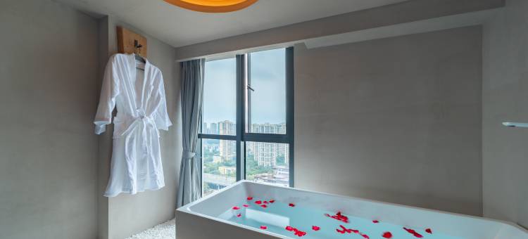 泥木·SKY CITY HOTEL(宜宾站西站店)图片