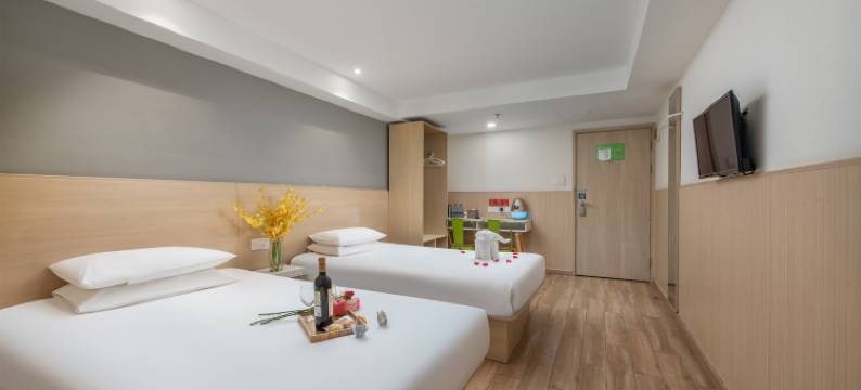 SOVIS海和酒店(深圳罗湖口岸国贸地铁站店)图片