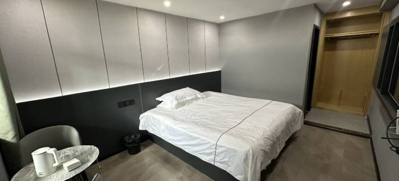 河南县恰智额则酒店图片