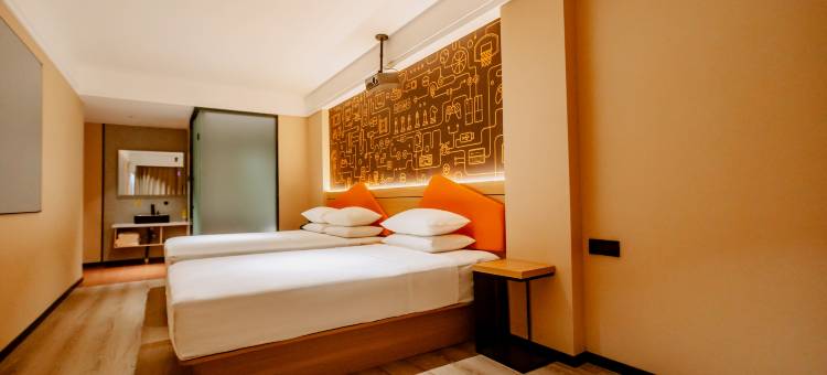 IU酒店(张掖高铁西站河西学院店)图片