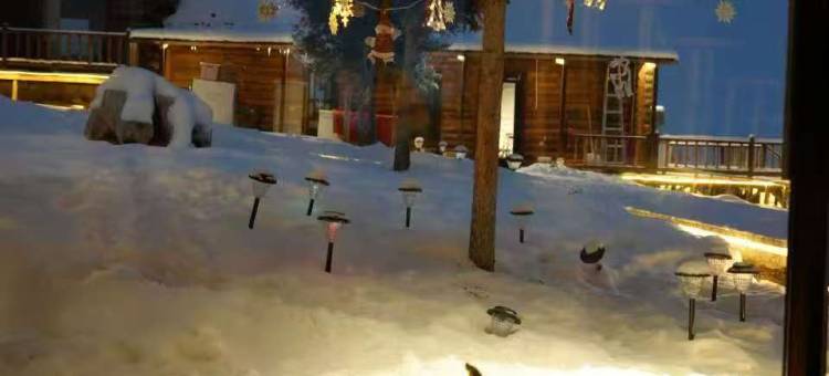 鹏游山居·弥野秘境Villa(白哈巴村店)图片