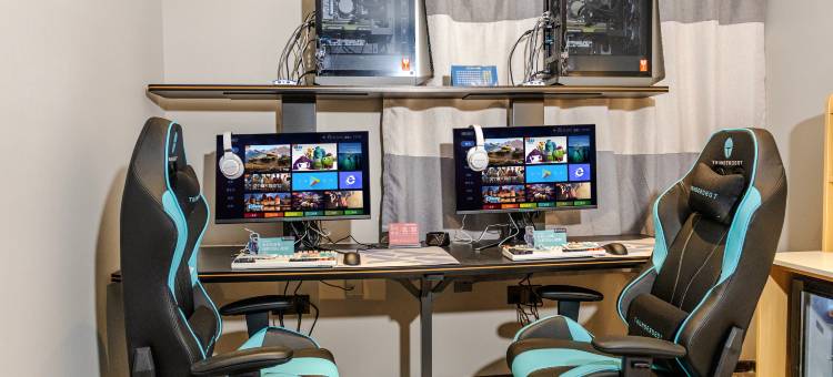 雷神电竞酒店(无锡太湖广场地铁站店)图片