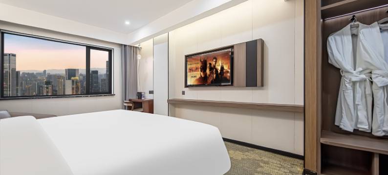 张家界国臣酒店(七十二奇楼子午路店)图片