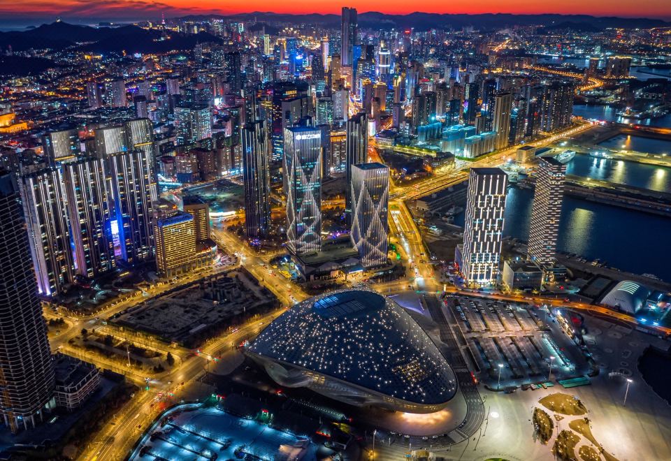 Jinjiang Inn Select (Dalian Youhao Square) Hotel Overview